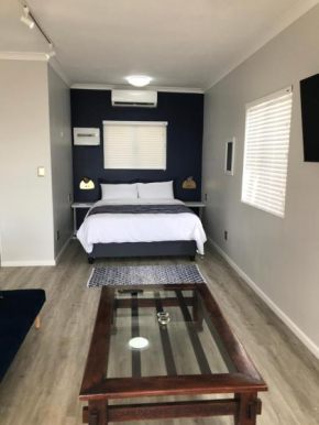 Exclusive Beachfront Apartment with sea views, Umdloti